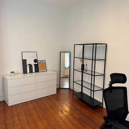 Apartment Zentrale Und Stilvolle 3-zimmer In