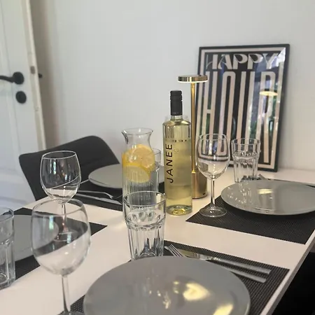 Zentrale Und Stilvolle 3-zimmer In