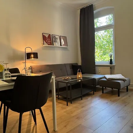 Zentrale Und Stilvolle 3-zimmer In Braunschweig