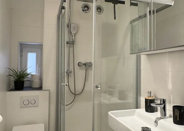 Apartman Zentrale Und Stilvolle 3-zimmer In *