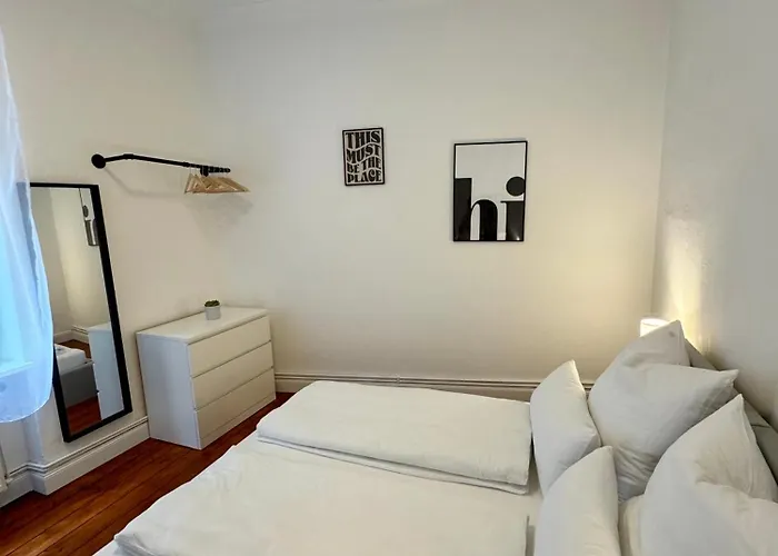 Apartman Zentrale Und Stilvolle 3-zimmer In *